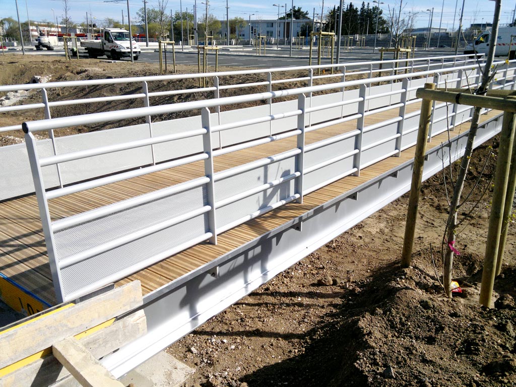 Passerelle en acier - Nice