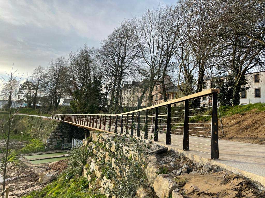 Passerelle de franchissement en corten - Brest