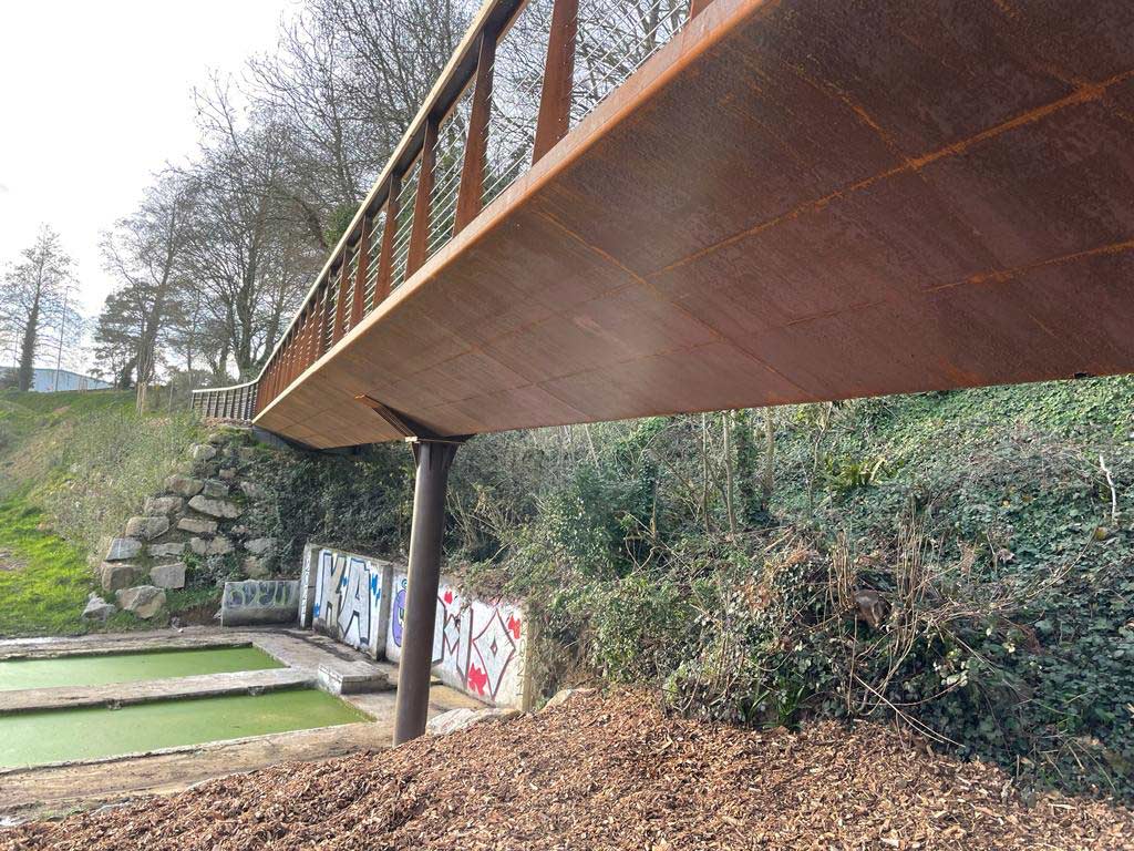 Passerelle de franchissement en corten - Brest